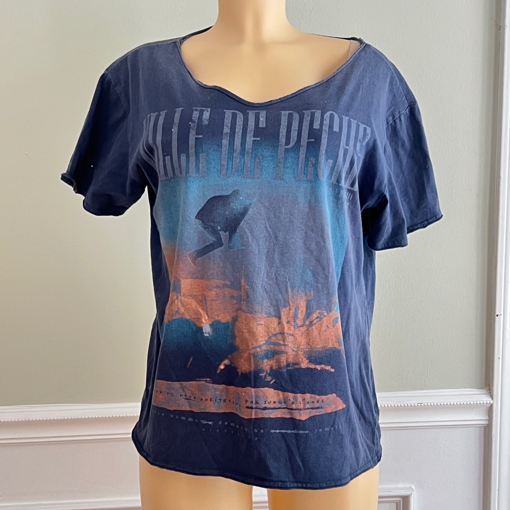 Cotton On Retro T-Shirt XL 80s Music De Peche Raw Edge Navy Blue French Tee